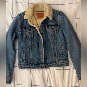 Levi's Denim Jacket with Cream Sherpa Lining